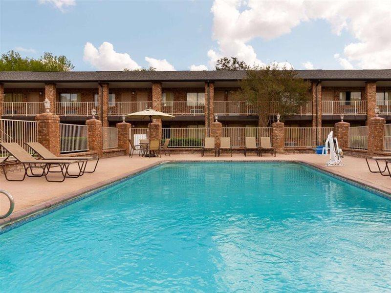 Super 8 By Wyndham Universal City Zewnętrze zdjęcie