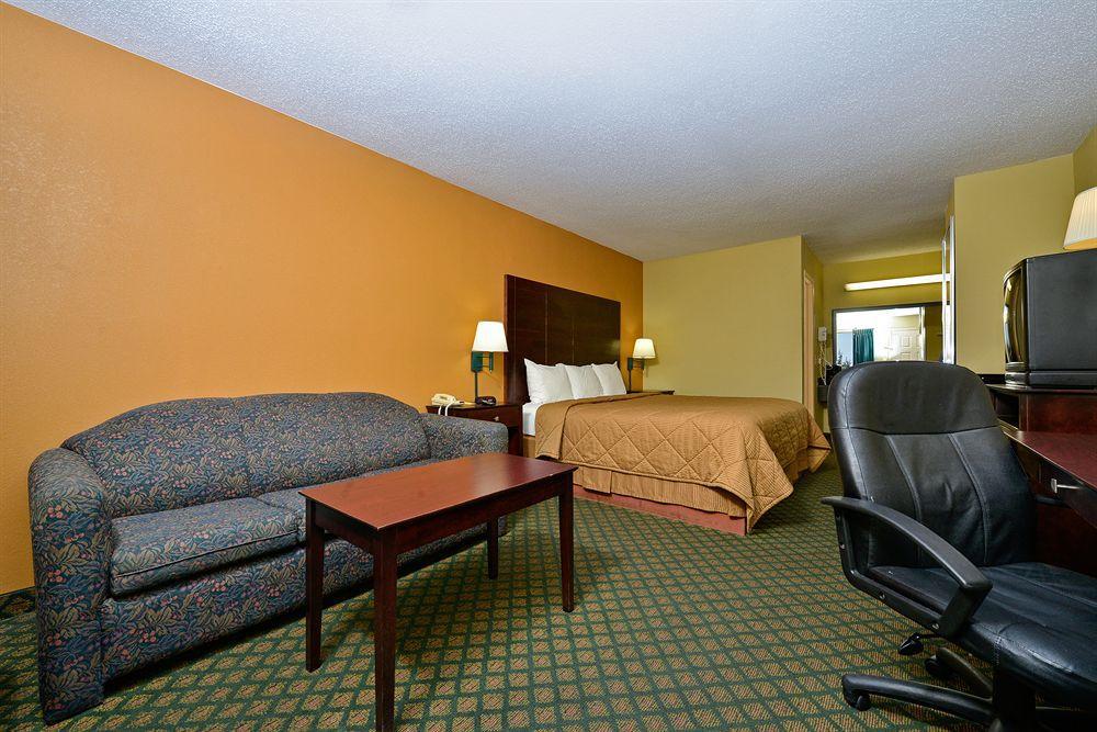 Super 8 By Wyndham Universal City Zewnętrze zdjęcie