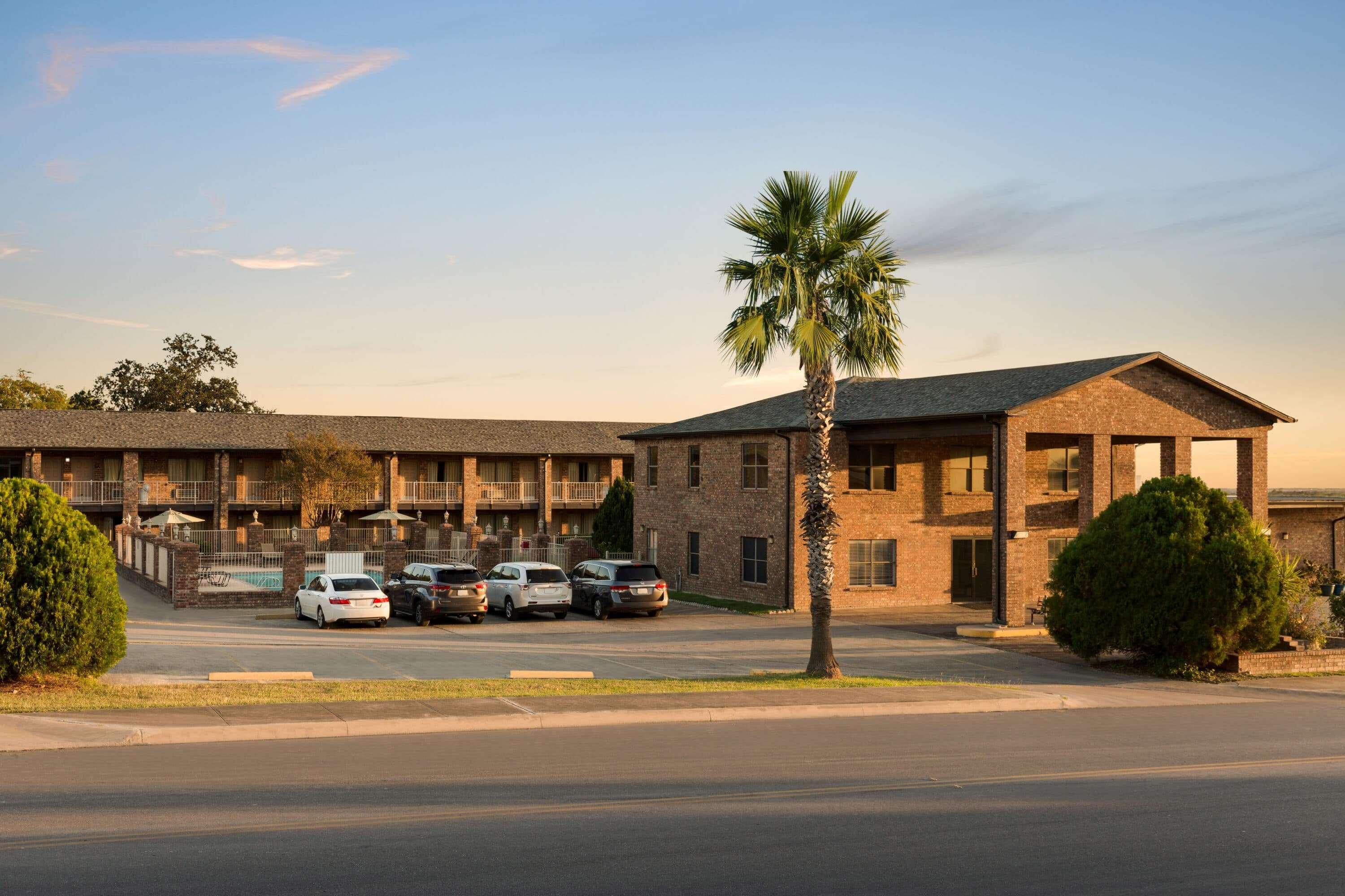 Super 8 By Wyndham Universal City Zewnętrze zdjęcie