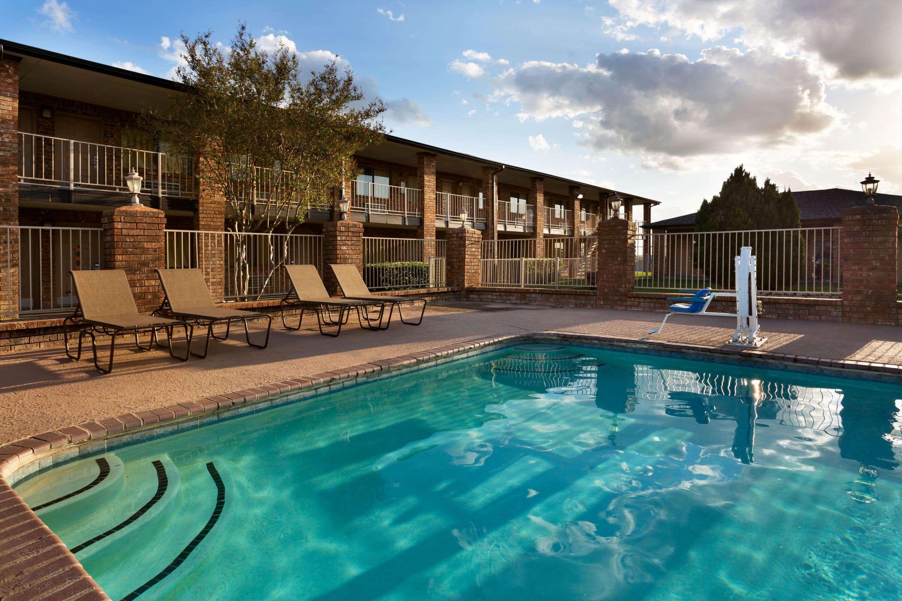 Super 8 By Wyndham Universal City Zewnętrze zdjęcie