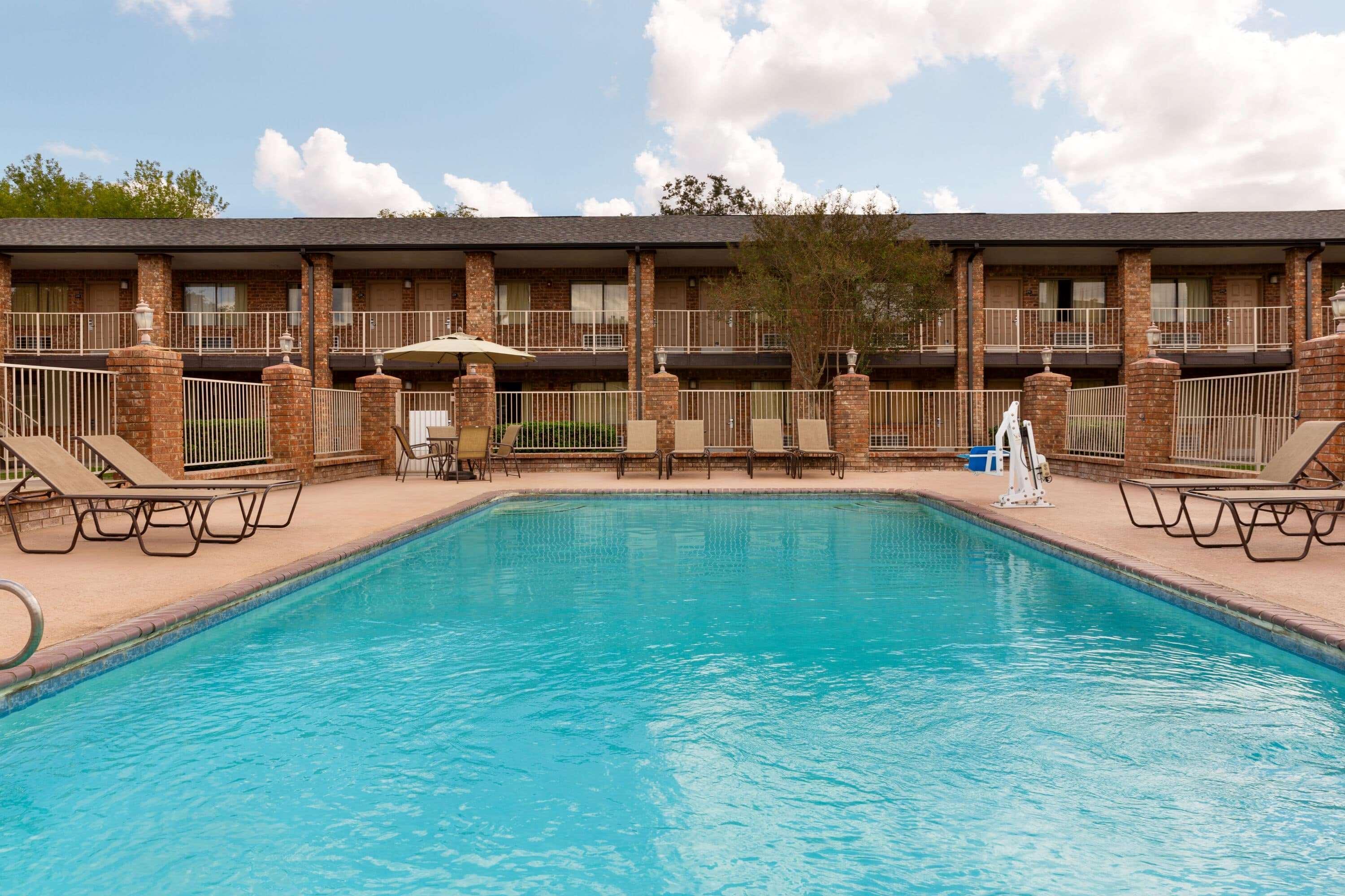Super 8 By Wyndham Universal City Zewnętrze zdjęcie