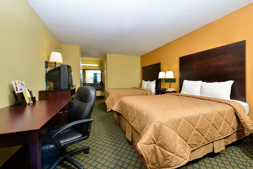 Super 8 By Wyndham Universal City Zewnętrze zdjęcie