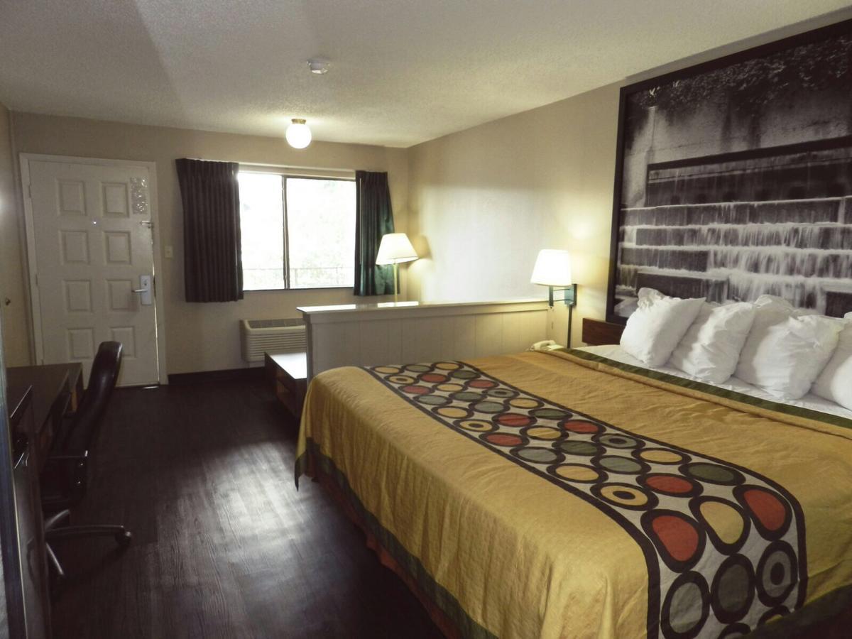 Super 8 By Wyndham Universal City Zewnętrze zdjęcie